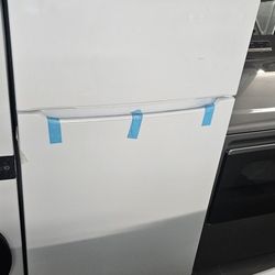 New Frigidaire Even Temp White Refrigerator 