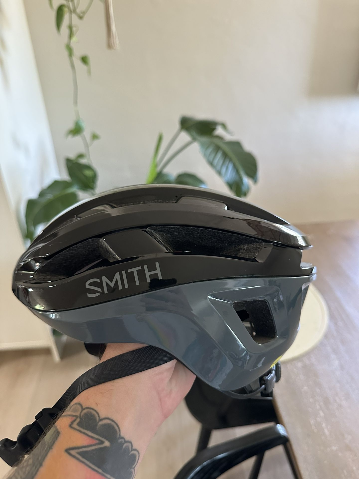 Brand New Smith Helmet (M)