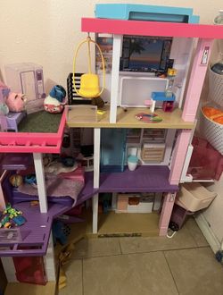 Barbie Dream House