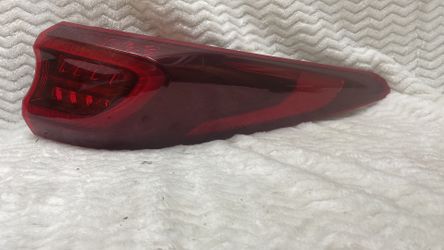 2020  2022 Kia Sportage Right Passenger side LED Tail Lamp OEM  924002 D9610