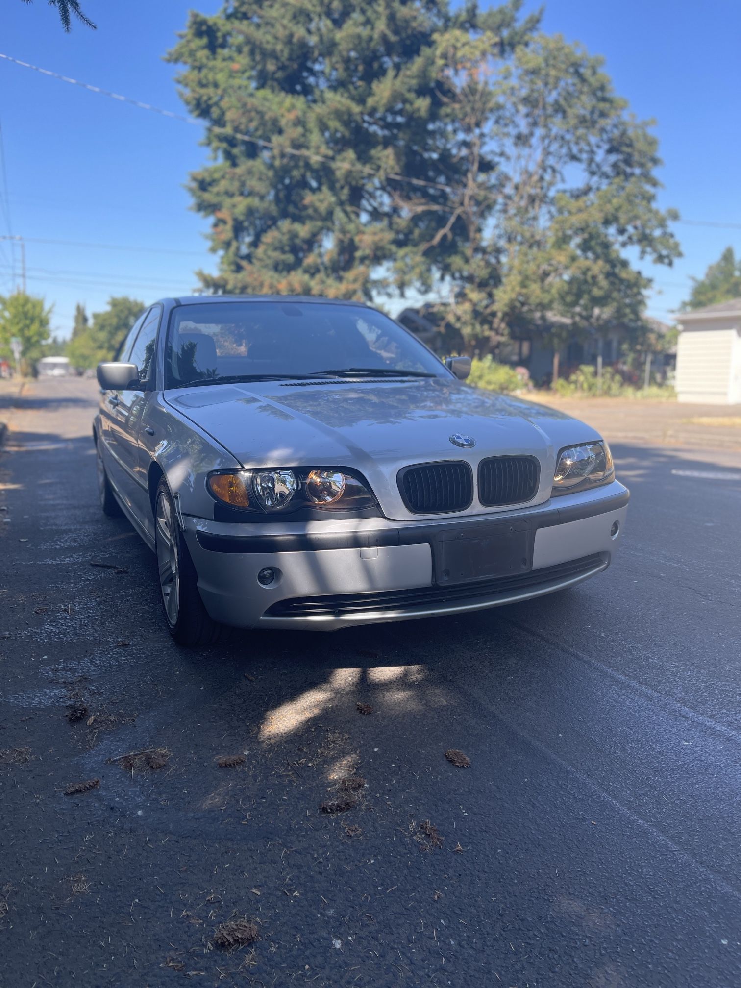 2003 BMW 325i
