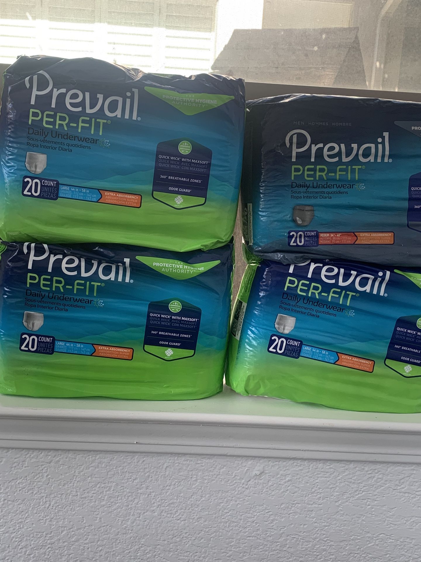 pañales para  adulto talla  L  a  $13.00 èl paquete o dos x 25