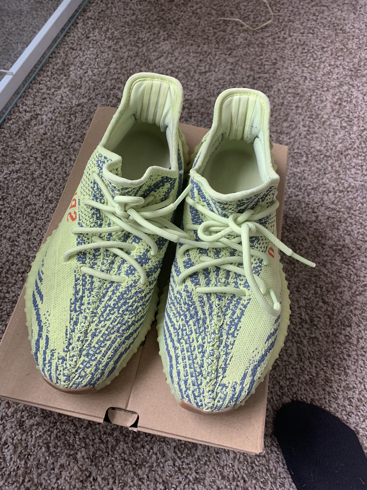 Yeezy Boost 350 V2 'Semi Frozen Yellow