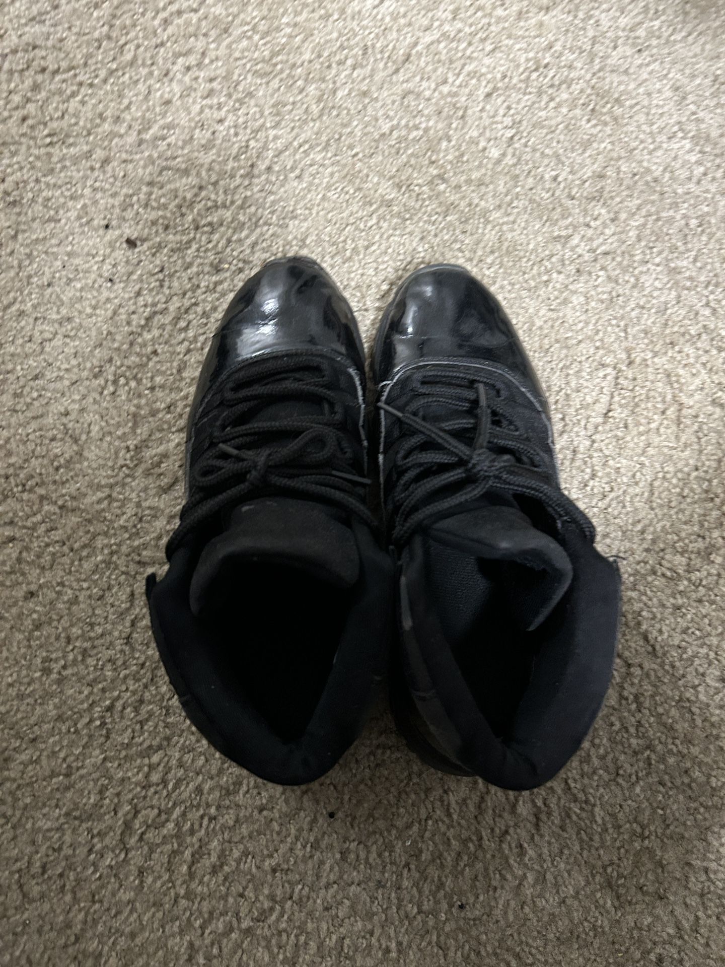 Jordan 11 Cap and Gown 