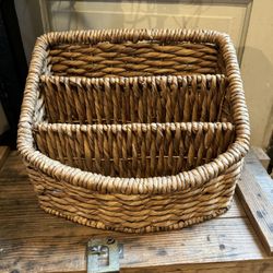 Woven Basket Organizer 