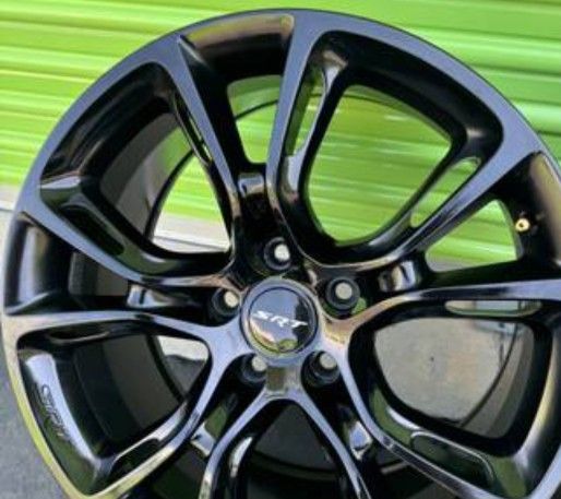 Srt Wheels Grand Cherokee Jeep Wrangler Rims Sahara Rubicon Jk Commander 