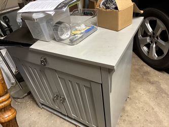 Small desk FREE