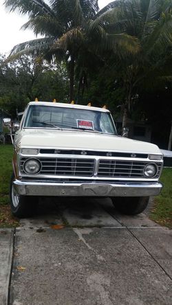 Ford 350.(1973) $ 6500...o mejor oferta
