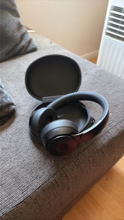 Beats head phones