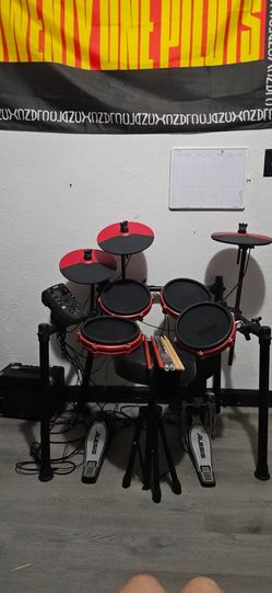 Electric drum set with amp