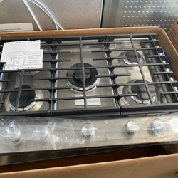 New Kitchen Aid 36” Gas Cooktop 
