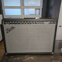 Fender Frontman 212R