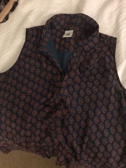 Cabi size M sleeveless blouse