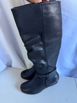 Baretraps black boots
