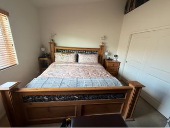 Southern Yellow Pine Bedroom Set