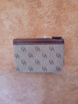 Dooney And Bourke Pouch