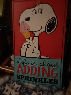 Metal snoopy wall decal $15.00 cash only (serious buyers)