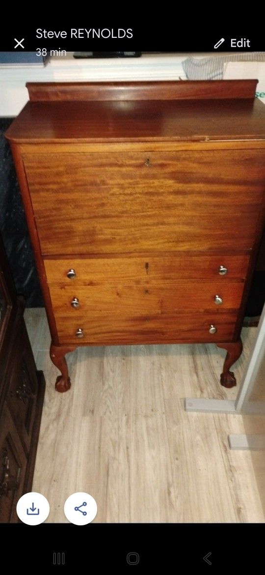 Beautiful ANTIQUE DRESSER with Locking Drawers