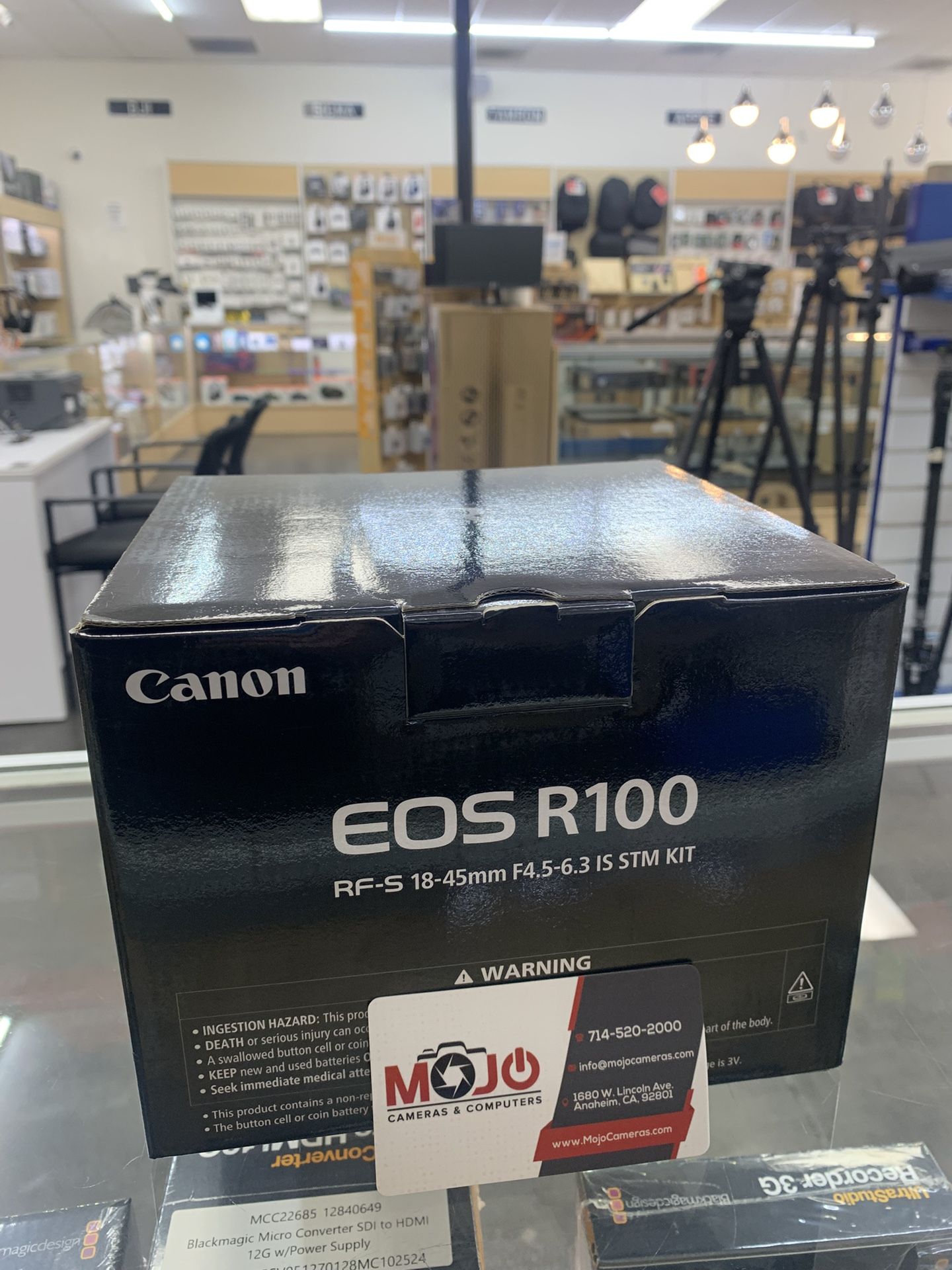 Canon R100 18-45 Kit