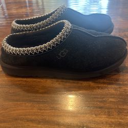 Men’s Ugg tasmans slippers men’s 9