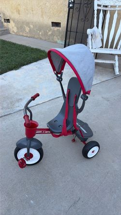Radio Flyer Kids Tricycle with Canopy