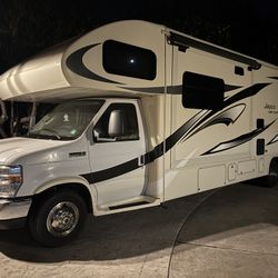 RV Motorhome - 2016 Jayco Greyhawk 31 fS