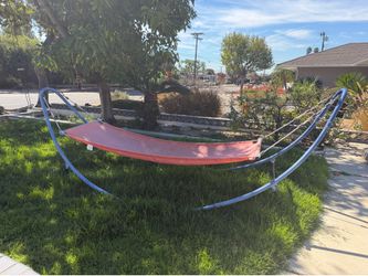 Free hammock teeter totter
