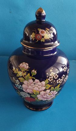 Kutani Vintage Flower Pottery Vase...