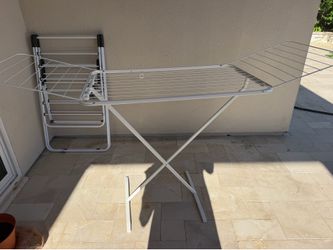 Drying cloths rack