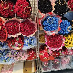 Ramos Buchones Flores Crochet Flowers Available At
500 Inland Center Drive, #160 San Bernardino, CA 92408
TOYS2U STORE

Available
10am to 