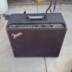 Fender Mustang Gt100