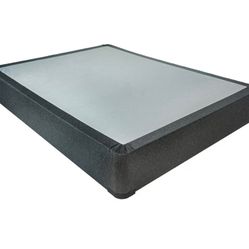 Queen mattress pillow top set with box spring (2pc - new) 