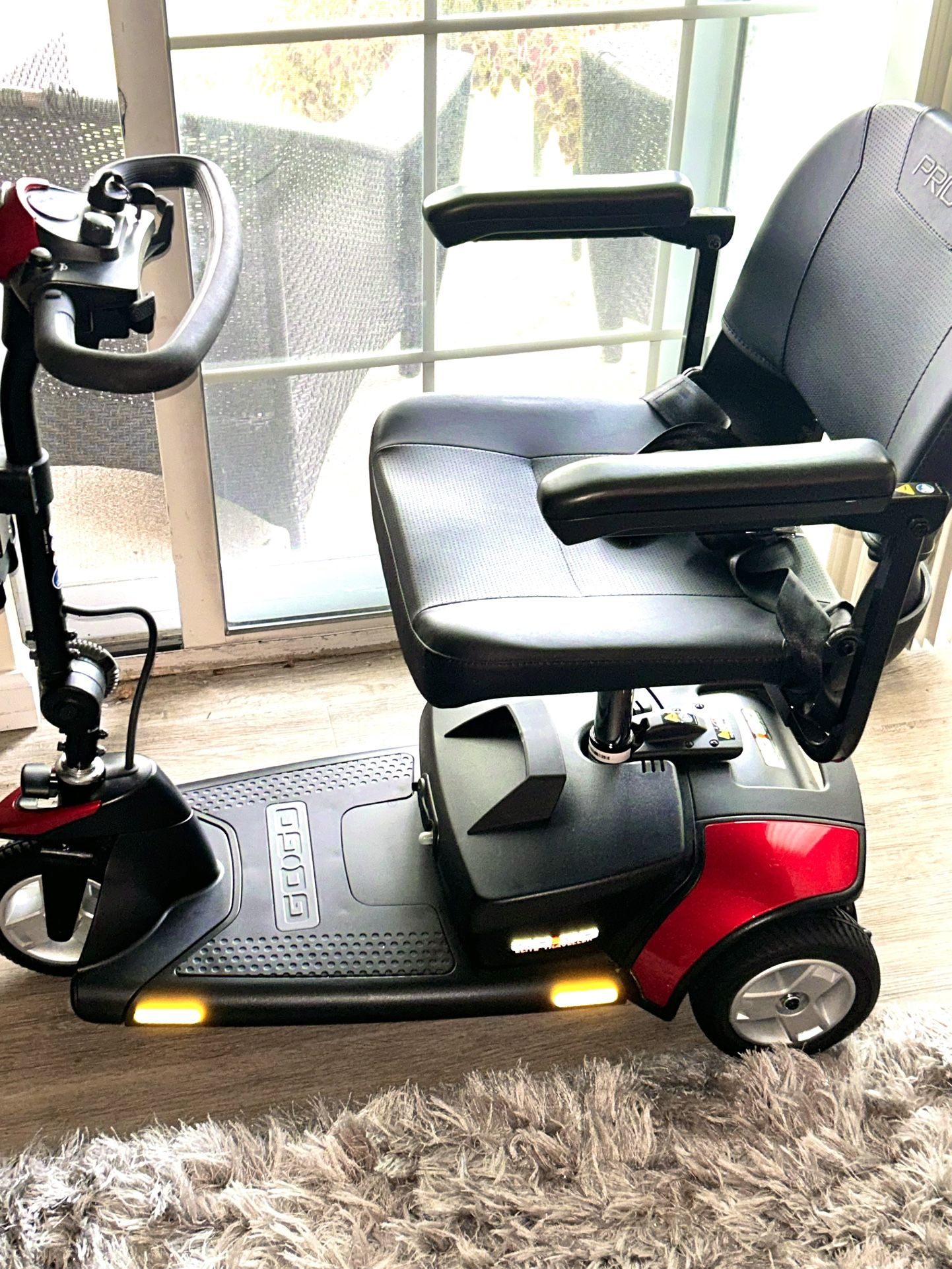 Pride Go Go Mobility Scooter 