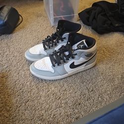 Used Air Jordan 1 Mid Light Smoke Grey White Black