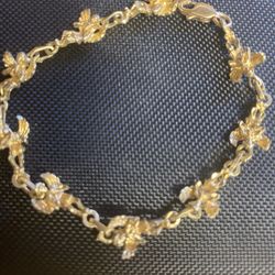 10k gold Bracelet With Angels Diamond Cut