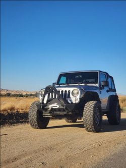 2015 Jeep Wrangler Rubicon 2DR - Lifted, 35" BFGs, Lockers, Smittybilt Winch & Extras!