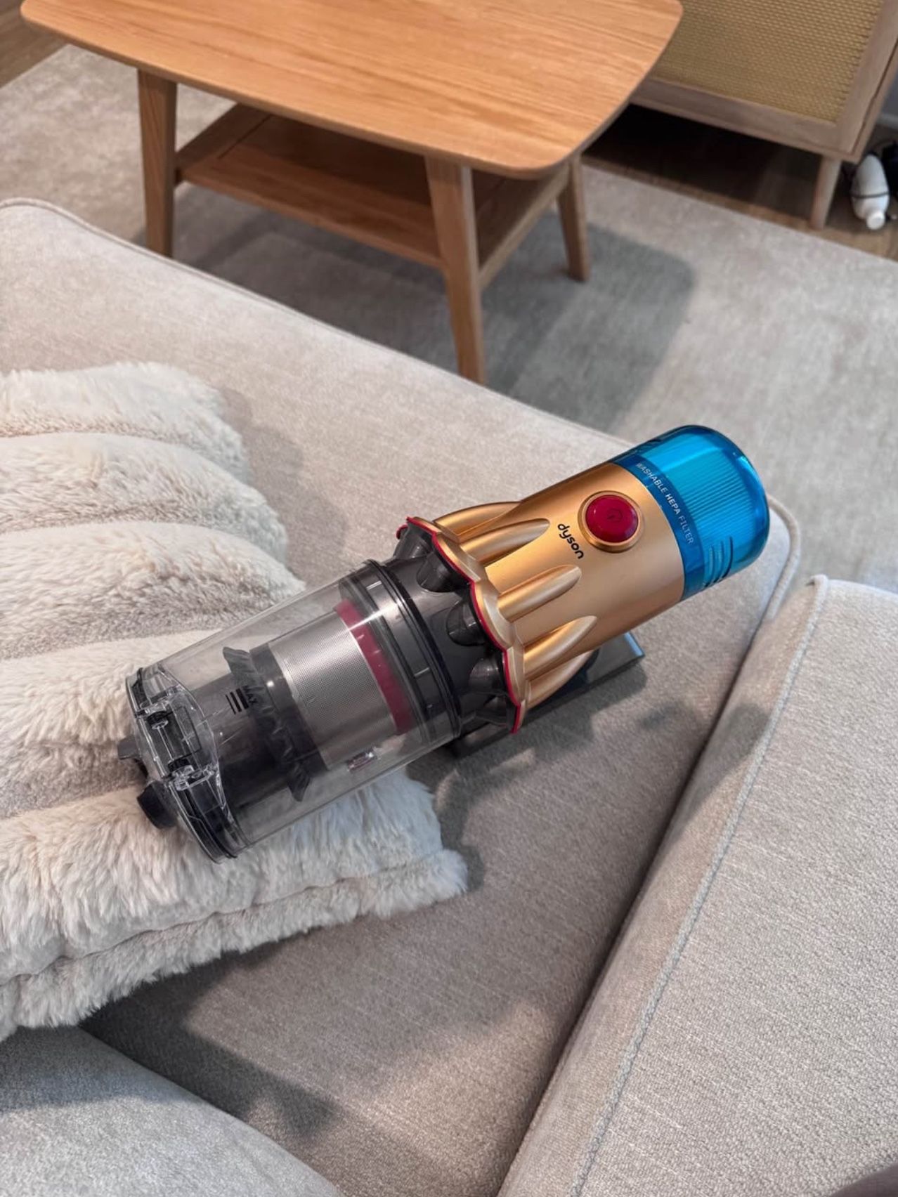 Dyson V12 Vacuum