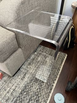 Clear Acrylic C-Shape Side Table