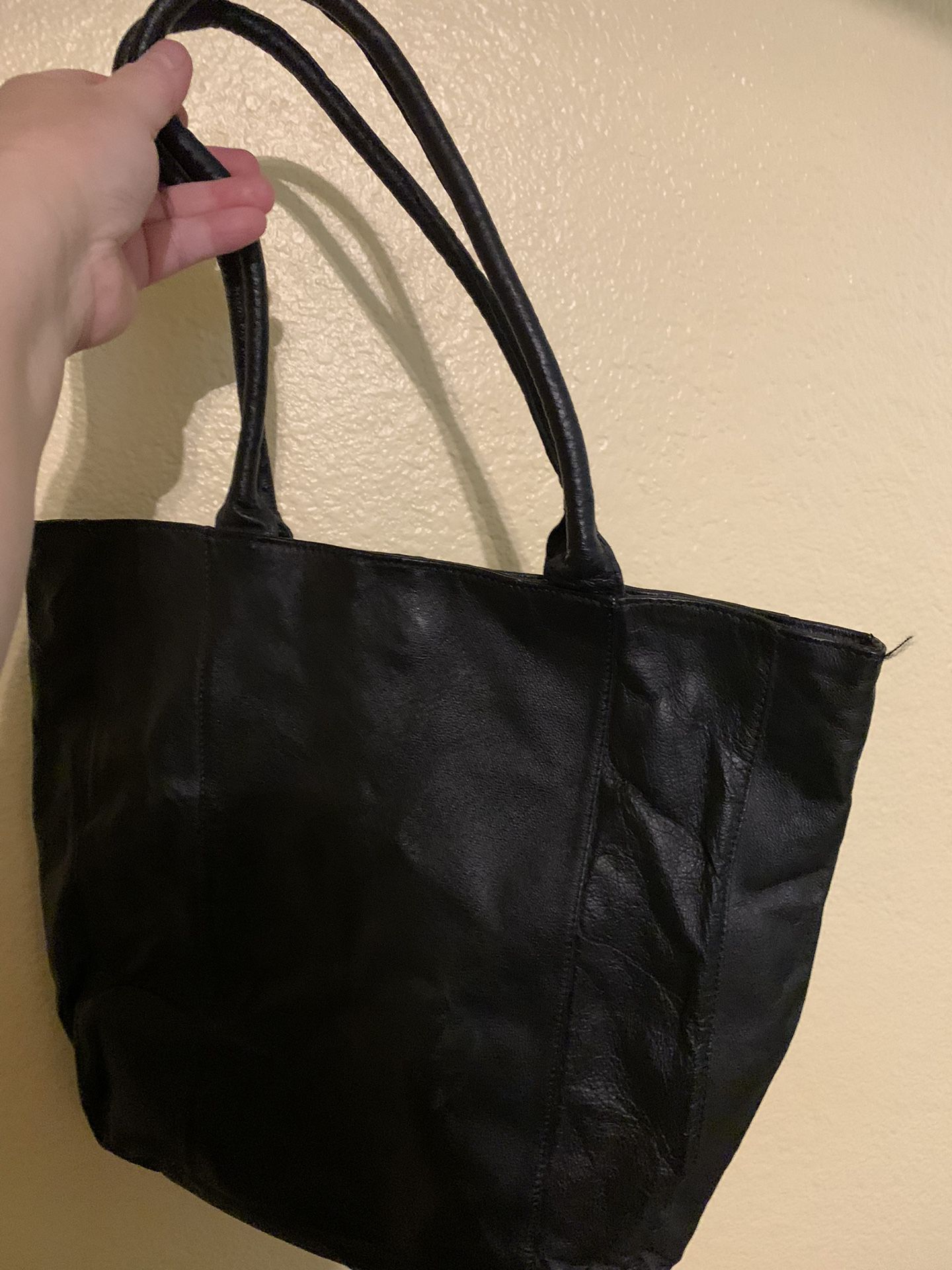 Chicos 100% Leather Hobo Bag