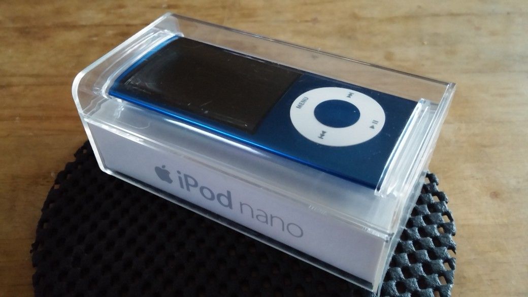 Apple Ipod Nano 16GB Blue 7th Gen Nano Ipod Black Friday