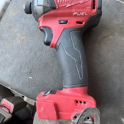 Milwaukee M18 Surge Impact 