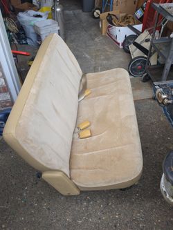 1990 Dodge Caravan