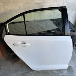2020-2023  TOYOTA COROLLA  Righ Rear Door Sedan 