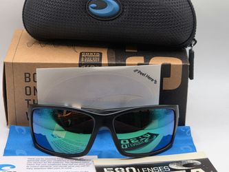 New 100% Authentic Costa Reefton Black frame with Green 580g lenses ( glass lenses not polycarbonate)