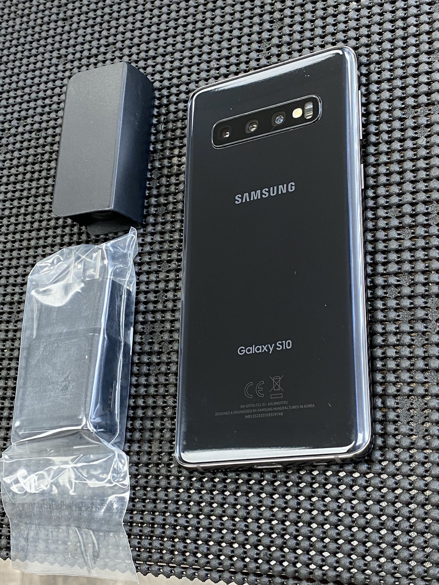 Samsung Galaxy S 10 — factory unlocked