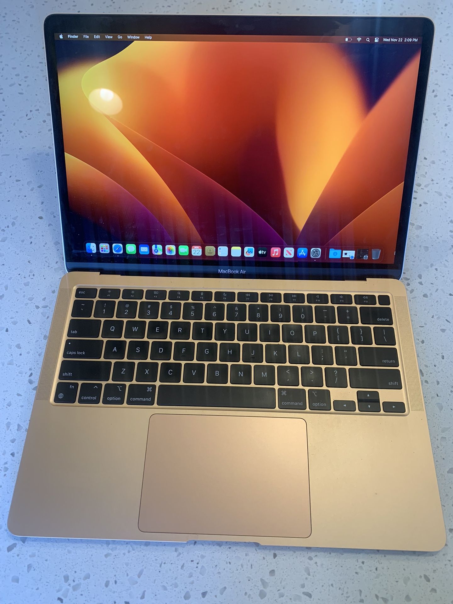 Apple 2020 MacBook Air M1 3.2Hz (7-core GPU) 16 GB RAM 256 SSD
