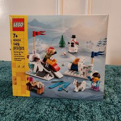 New LEGO 40424 Winter Village Christmas Holiday Scene Snowball Fight Sled Husky