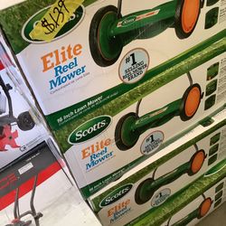 Scotts Scott's 16 in. Manual Walk Behind Push Reel Lawn Mower