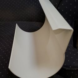 Refrigerator Hanging Shelf.  Can Hold Wine Bottle Or Other Beverages.  Have A New Refrigerator And This  Doesn't Work  With New Type Of Refrigerator.