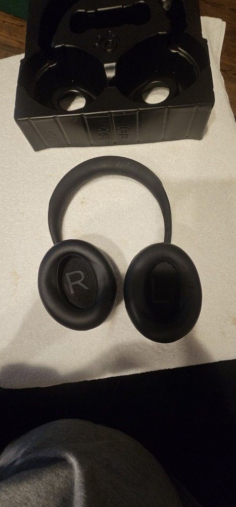 Bose Noise cancelling headphones Sound 700 Over-ear Headpones